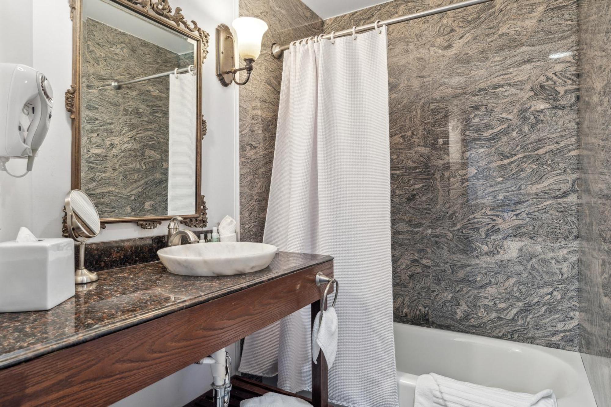 Montes Hotel, Ascend Collection