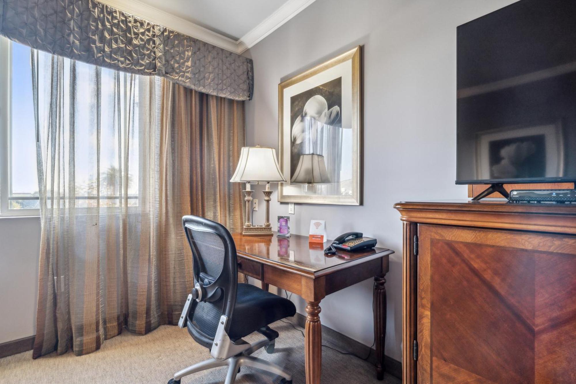 Montes Hotel, Ascend Collection